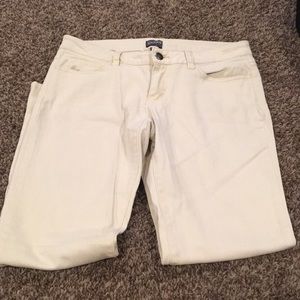 BeBop light yellow skinny jeans.